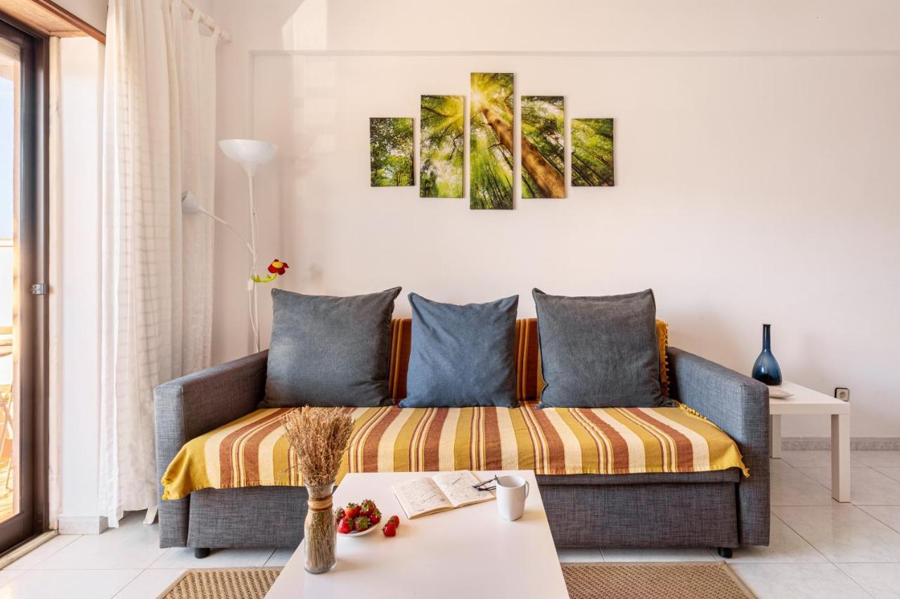 Joivy Deluxe Apt With Terrace In Costa Da Caprica Costa de Caparica Buitenkant foto