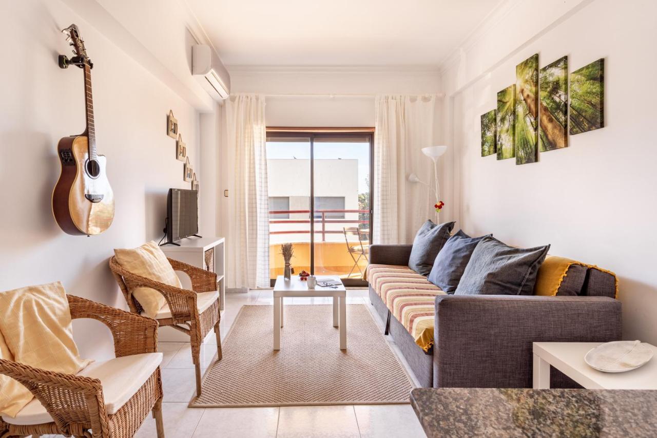 Joivy Deluxe Apt With Terrace In Costa Da Caprica Costa de Caparica Buitenkant foto